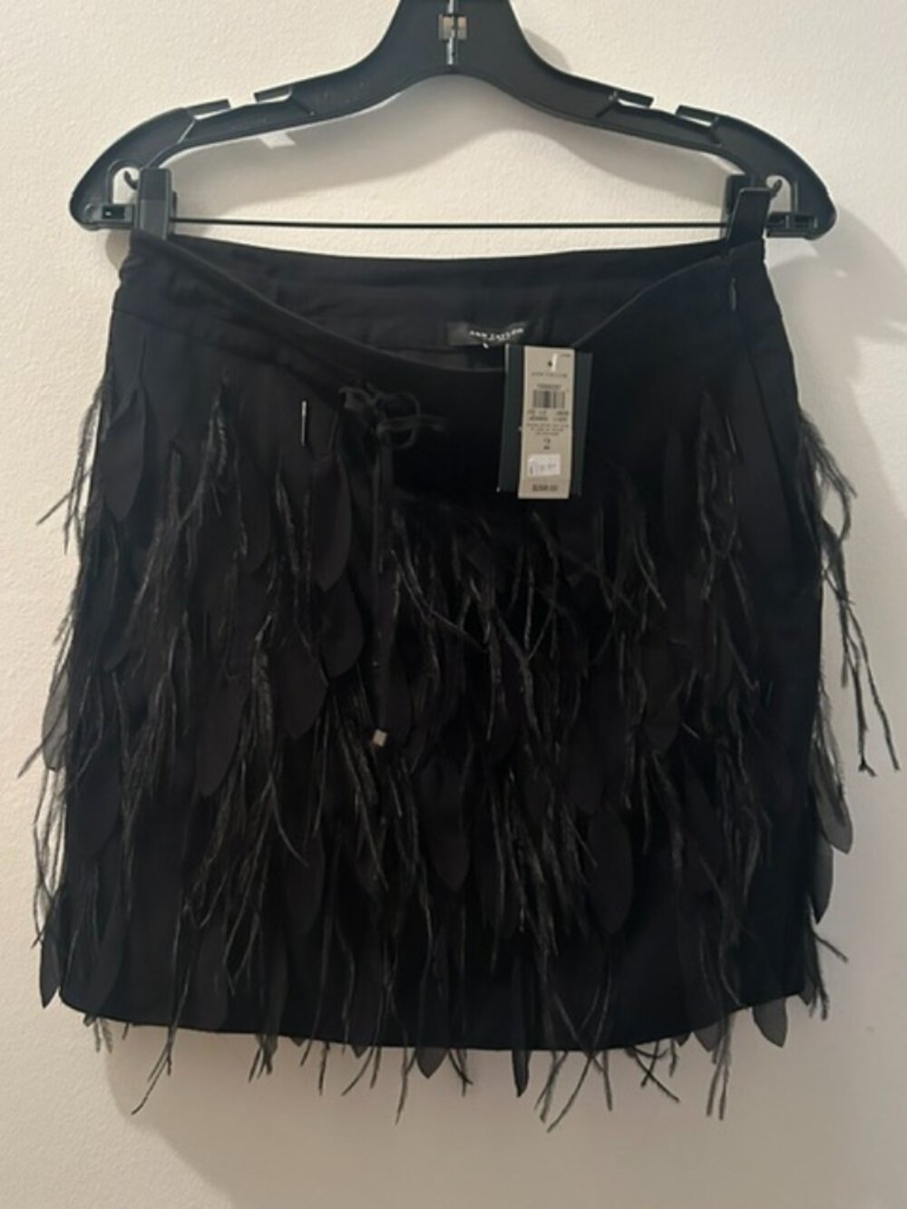 Ann Taylor Lush Black Silk Lined Feathered Tier Side Zip Mini Skirt NWT